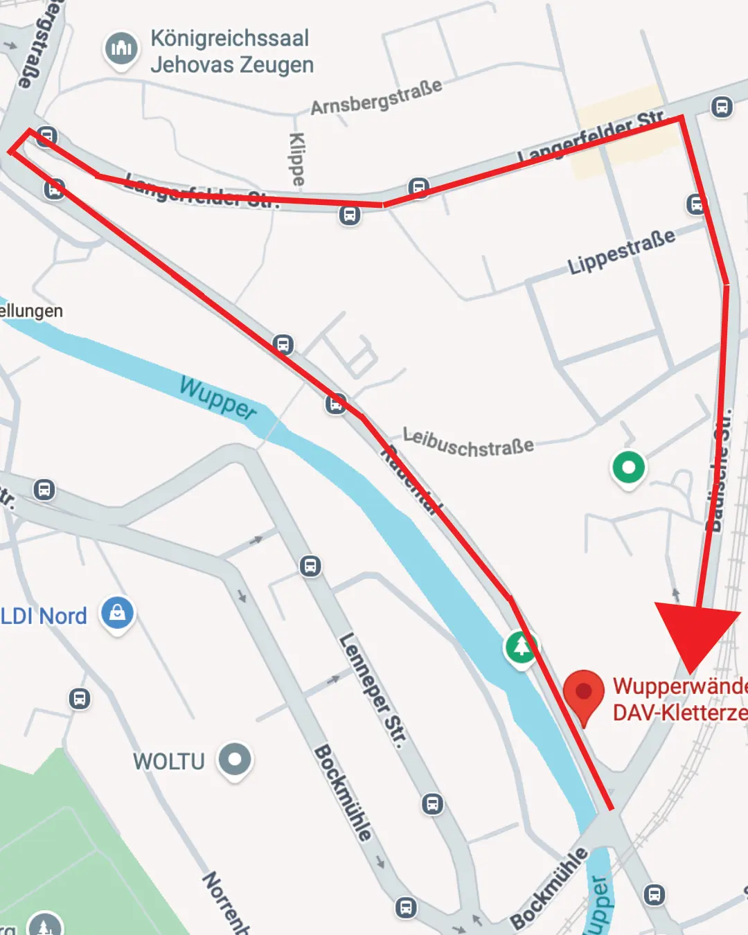 Auf dem Bild sieht man einen Screenshot von Google Maps mit den umgebenden Straßen der Wupperwände. AUf dem Bild ist der ausgeschilderte Weg zu den Wupperwänden markiert. | © Manuel Dahmen